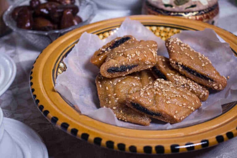 Makroud